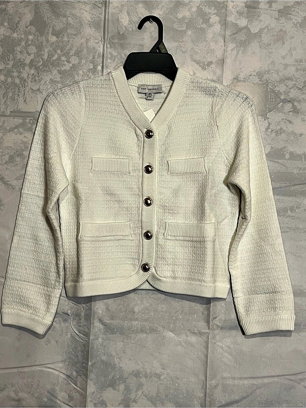 Free Assembly Women's Welt Pocket Cardigan Sweater Cream NWT
